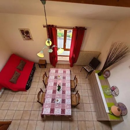Confortable En Montagne Avec Terrasse, Ideal Pour Rando Et Cure, Proche De Plombieres-les-bains - Fr-1-589-172