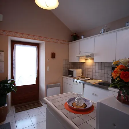 Apartment Confortable En Montagne Avec Terrasse, Ideal Pour Rando Et Cure, Proche De Plombieres-les-bains - Fr-1-589-172 Le Val-d'Ajol